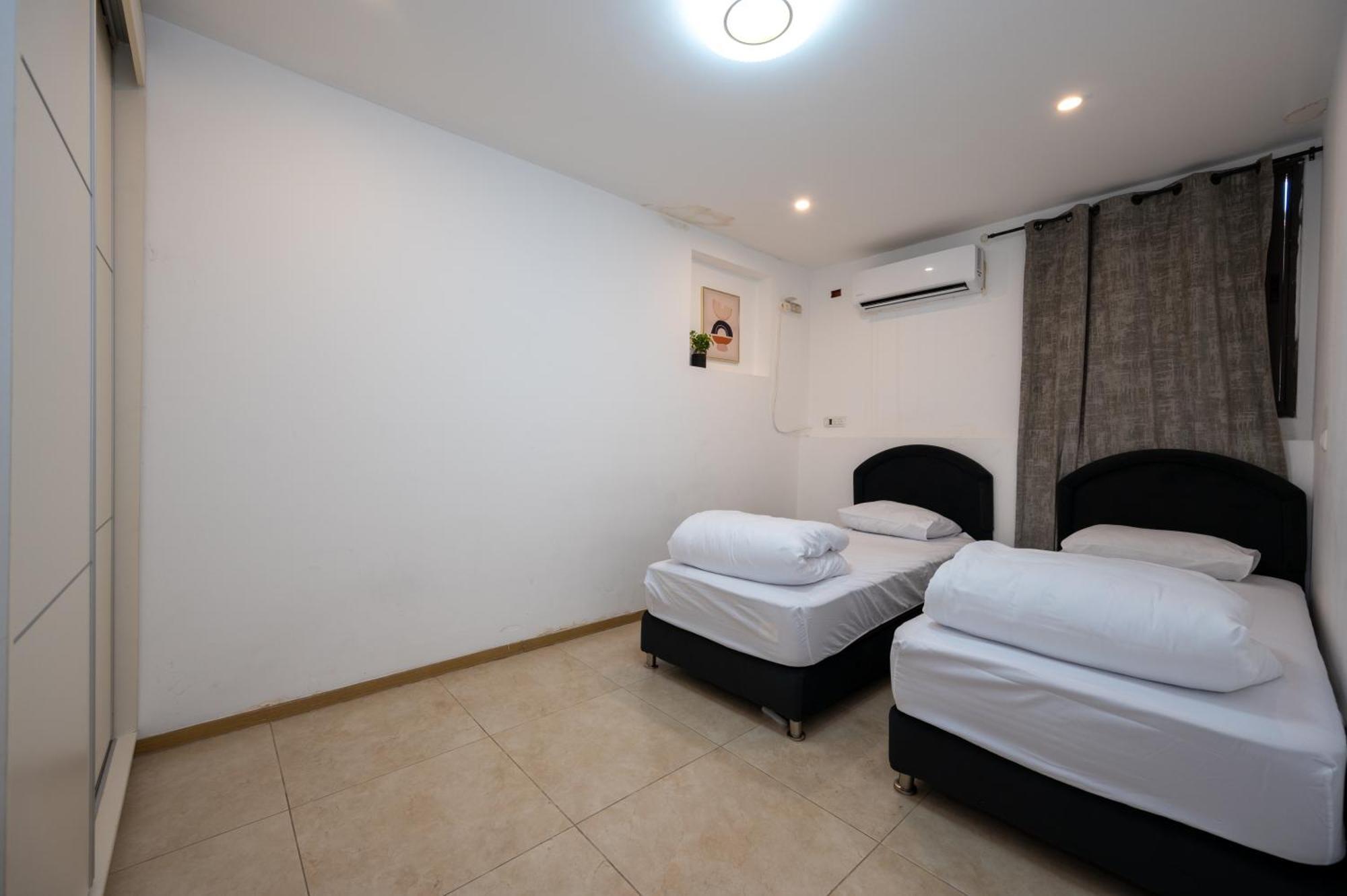 Levication 2 Bedrooms Pool&Jacuzzi Tiberias Kültér fotó